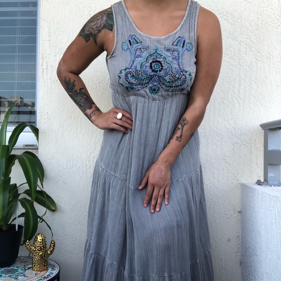 Boho Vibe Long Gray Maxi Dress! - Picture 3 of 6